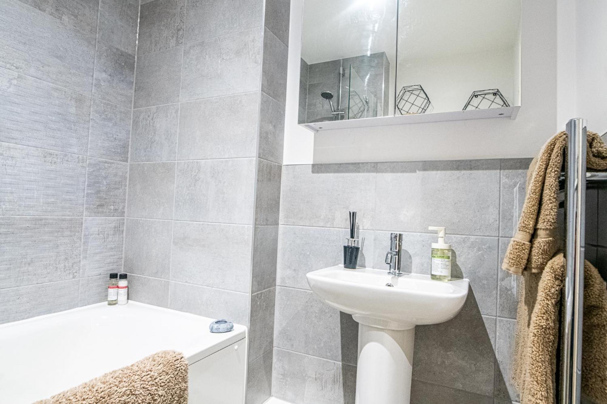Modern And Spacious Apartment In Salford Quays Manchester Exteriér fotografie